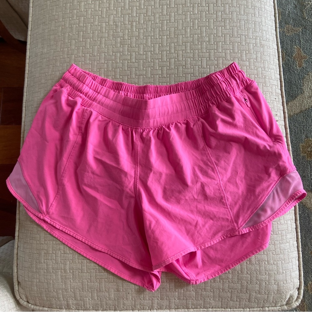 Lululemon Hotty Hot Short 4” Low Rise